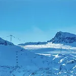 Apartment Golf & Glacier View - By Alpen *