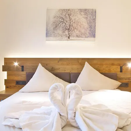 Golf & Glacier View - By Alpen Zell am See