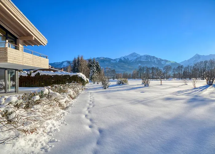 Golf & Glacier View - By Alpen アパート