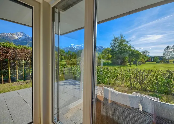 Golf & Glacier View - By Alpen *